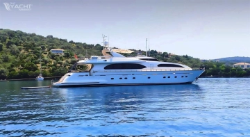 Falcon Yachts 102 usata in vendita