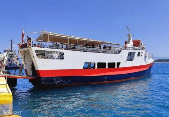 Custom Ferry de segunda mano en venta