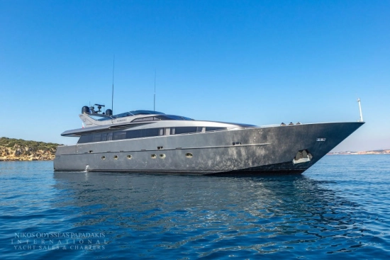 Admiral 31 m usado à venda