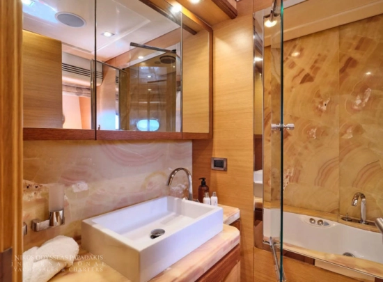 Ferretti Custom Line 97 de segunda mano en venta