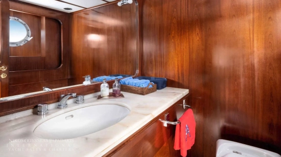 Benetti 37.60 m de segunda mano en venta