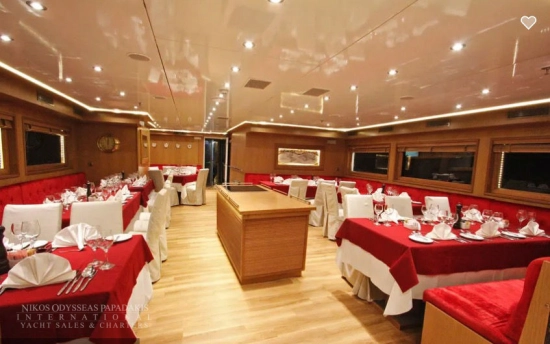 Custom Cruise Ship 54 m usado à venda