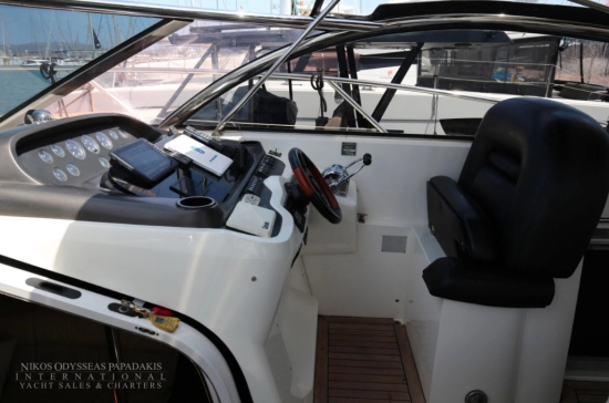 Sunseeker Camargue 53 usado à venda