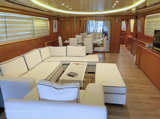 Falcon Yachts 92 usado à venda