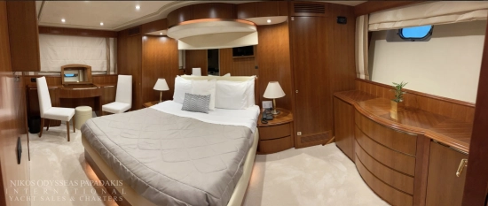 Falcon Yachts 92 usado à venda