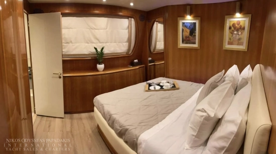 Falcon Yachts 92 usado à venda