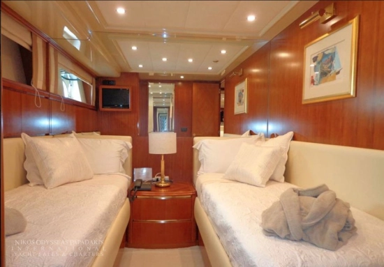 Falcon Yachts 92 usado à venda