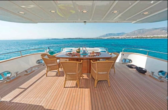 Falcon Yachts 92 usado à venda