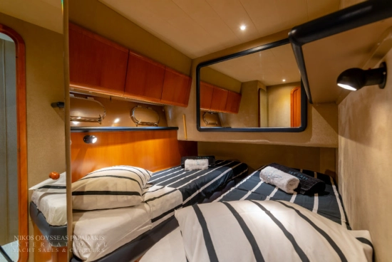 Ferretti Altura 52S usado à venda