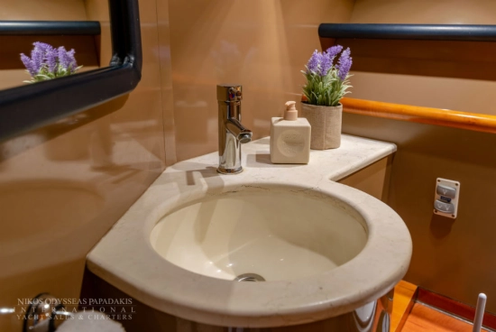 Ferretti Altura 52S usado à venda