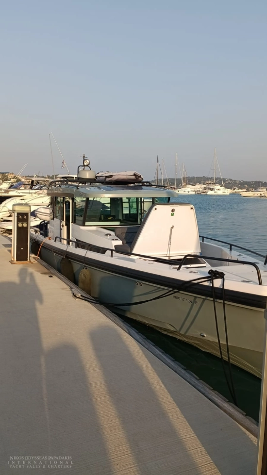 Axopar 37 Cabin usata in vendita