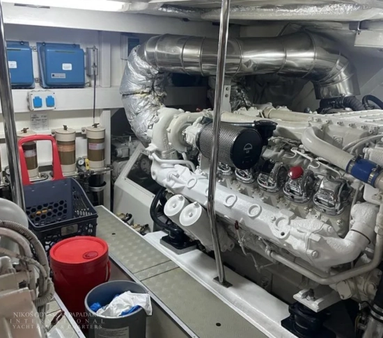Ferretti 680 usata in vendita
