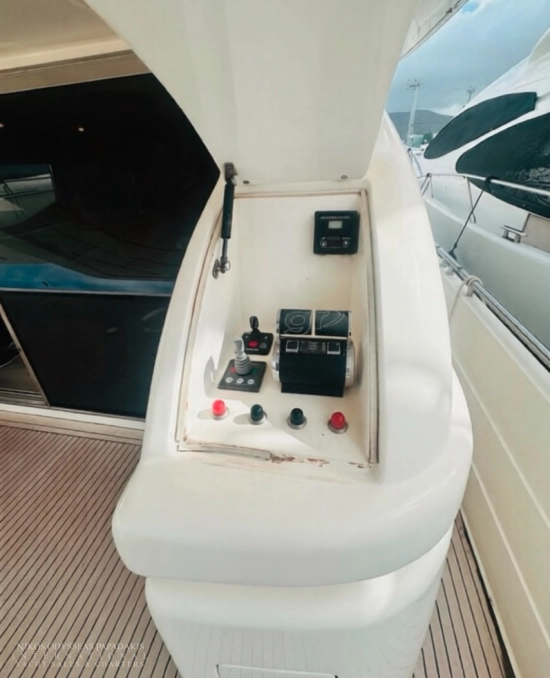 Ferretti 680 de segunda mano en venta