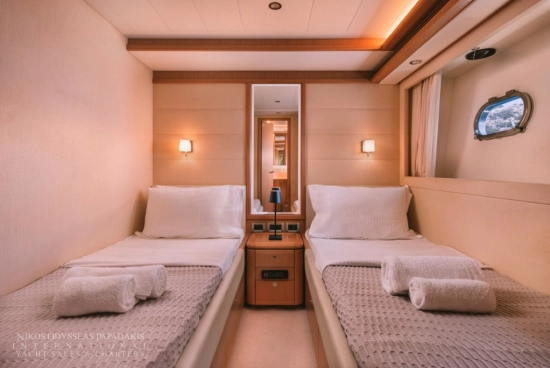 Ferretti 830 de segunda mano en venta