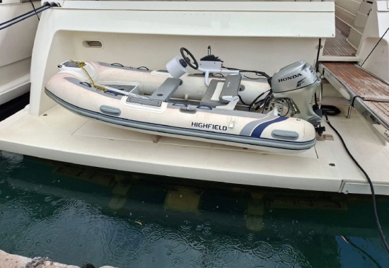 Ferretti 761 de segunda mano en venta