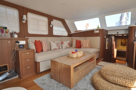 Ketch 24 m. usado à venda
