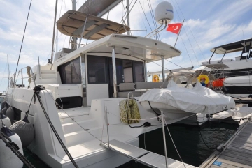 Bali Catamarans 4.6 SPACE Open usado à venda