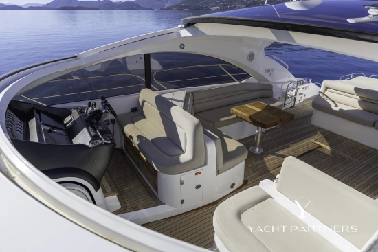Sunseeker Predator 60 usado à venda