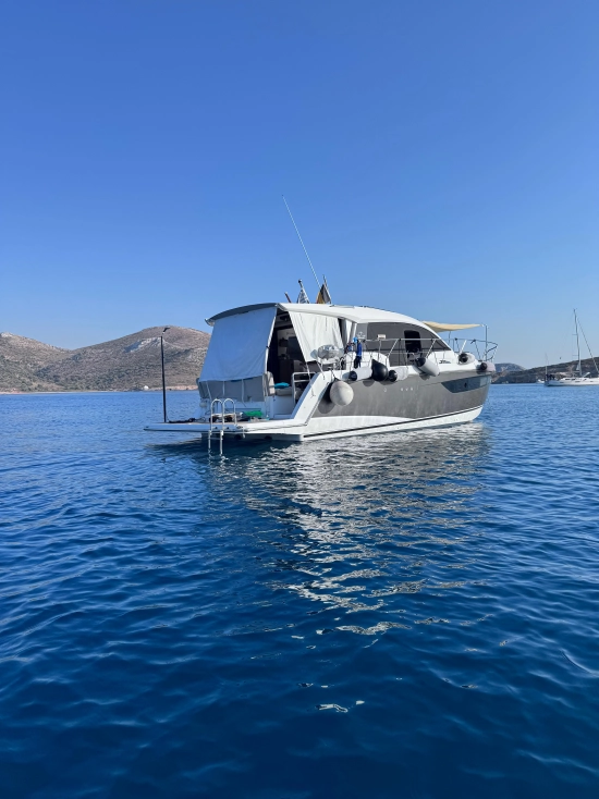 Sealine C330 de segunda mano en venta
