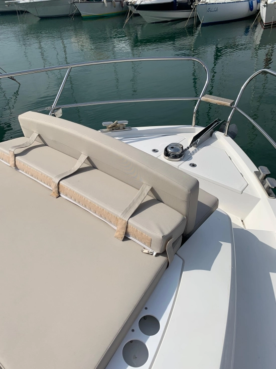 Sealine C330 de segunda mano en venta