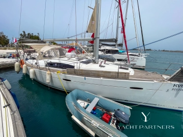 Beneteau Oceanis 43 usado à venda