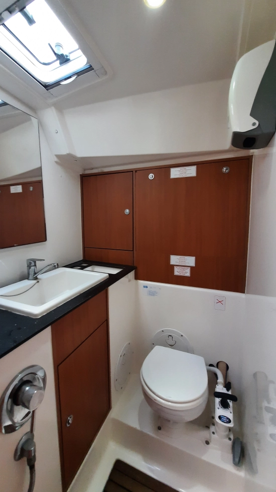 Bavaria Yachts Cruiser 40 usado à venda