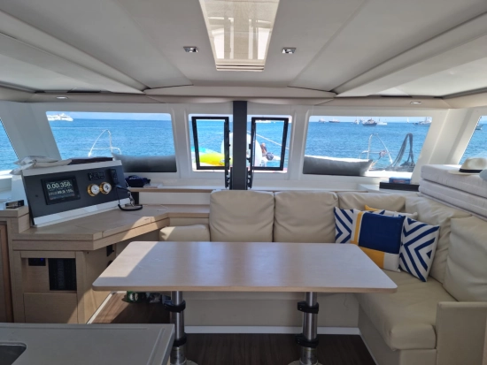 Fountaine Pajot Lucia 40 de segunda mano en venta