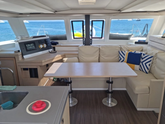 Fountaine Pajot Lucia 40 de segunda mano en venta