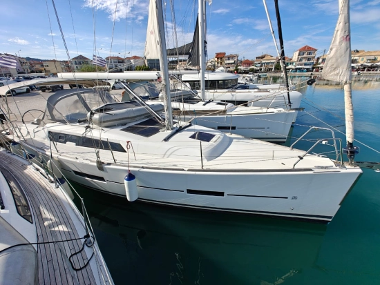 Dufour Yachts 382 usata in vendita