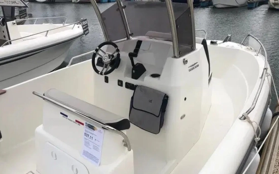 Ocqueteau Ostrea 600 T Top de segunda mano en venta