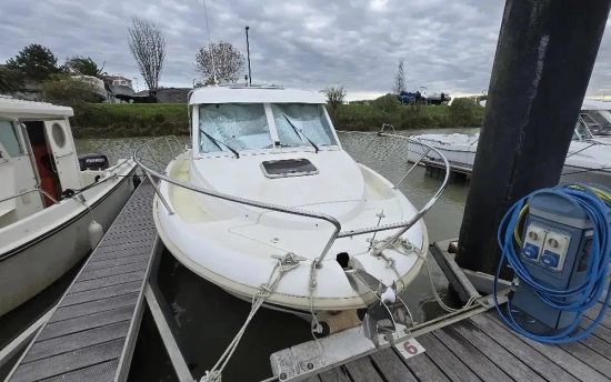 Jeanneau Merry Fisher 725 de segunda mano en venta