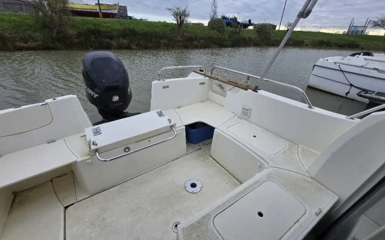 Jeanneau Merry Fisher 725 de segunda mano en venta