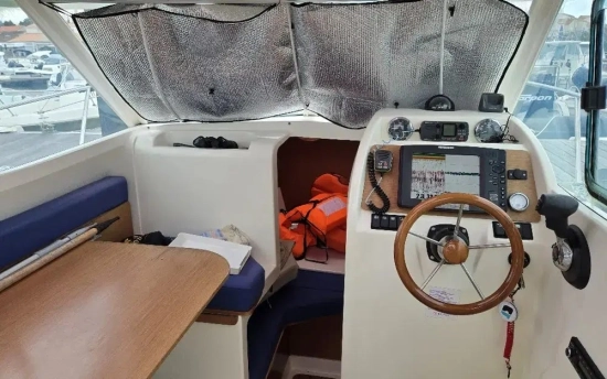 Jeanneau Merry Fisher 725 de segunda mano en venta