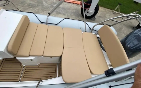 Bombard Sunrider 700 usata in vendita