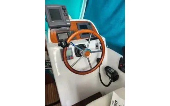 Jeanneau Merry Fisher 805 usado à venda