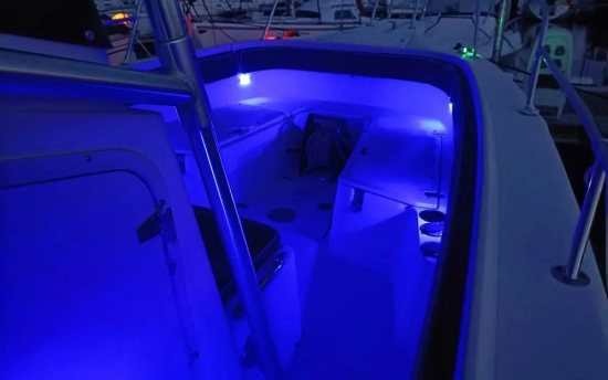 Boston Whaler 26 Outrage usata in vendita