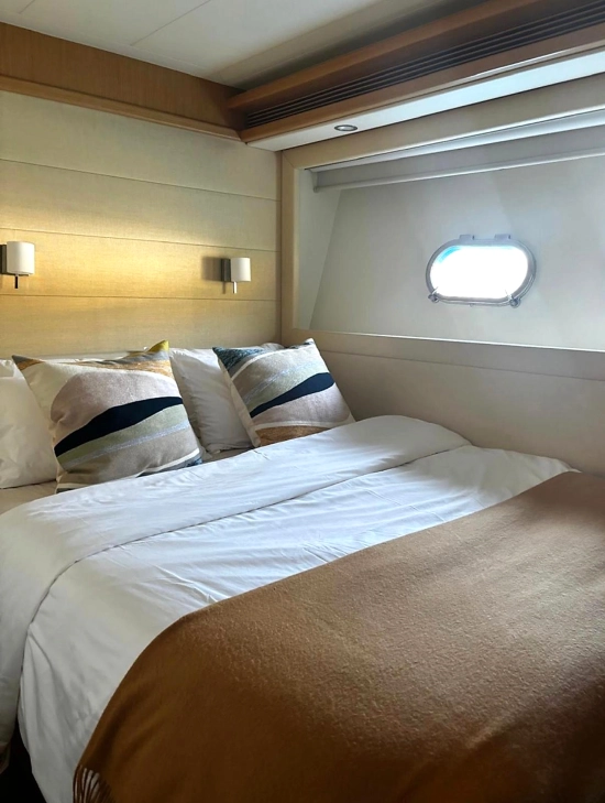 Ferretti 830 de segunda mano en venta