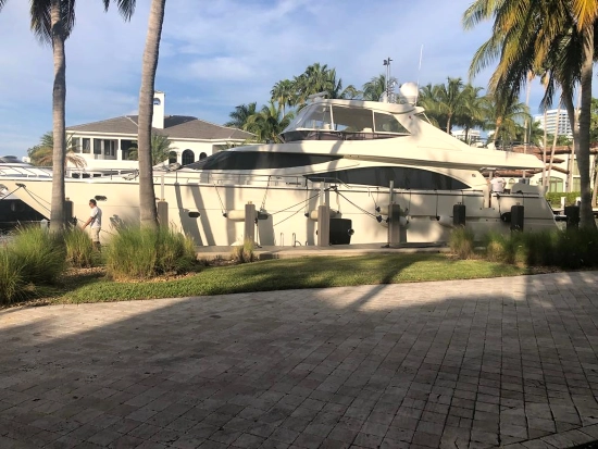 Ferretti 830 de segunda mano en venta