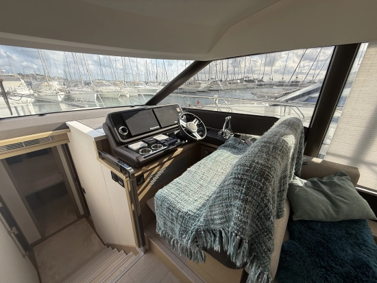 Jeanneau Prestige 590 usata in vendita