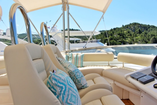 Fairline Squadron 74 usado à venda