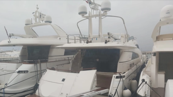 Fairline Squadron 74 usado à venda