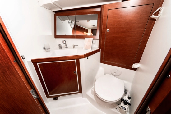 Beneteau Oceanis 45 usado à venda