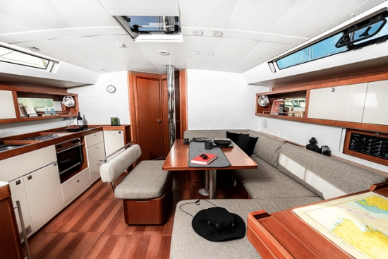 Beneteau Oceanis 45 usado à venda