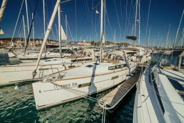 Beneteau Oceanis 38 usata in vendita
