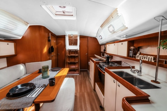 Beneteau Oceanis 40 usado à venda
