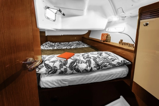 Beneteau Oceanis 40 usado à venda