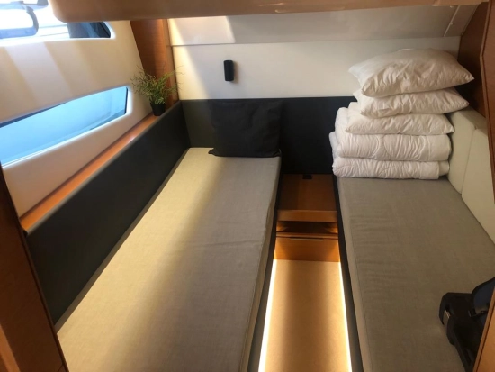 Bavaria Yachts Sport 450 Coupe de segunda mano en venta