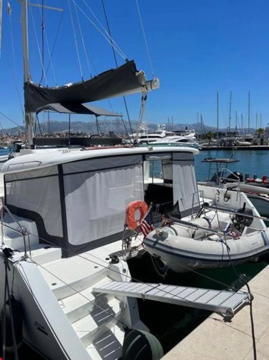Lagoon 450 F usata in vendita