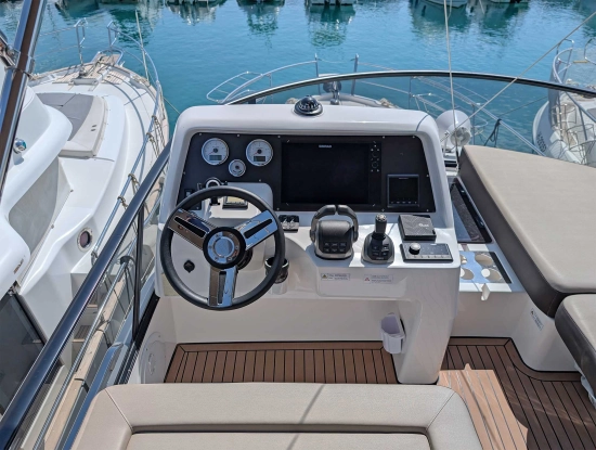 Bavaria Yachts Virtess 420 Fly de segunda mano en venta