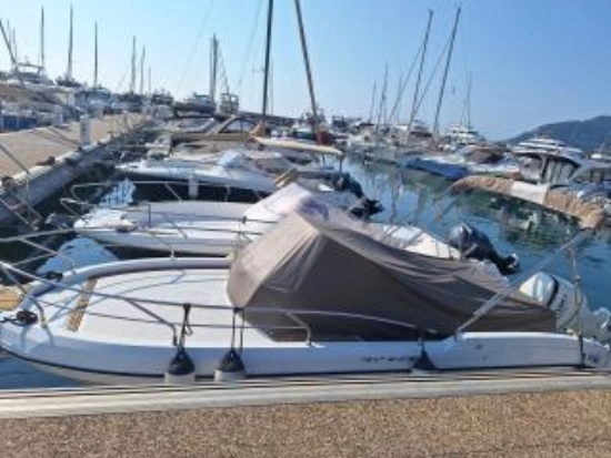 Ranieri NEXT 240 SH usado à venda